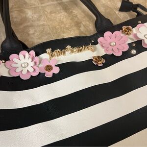 🐞Betsey Johnson Bag Black White Lady Bug Flowers Tote Purse Floral Lining Large